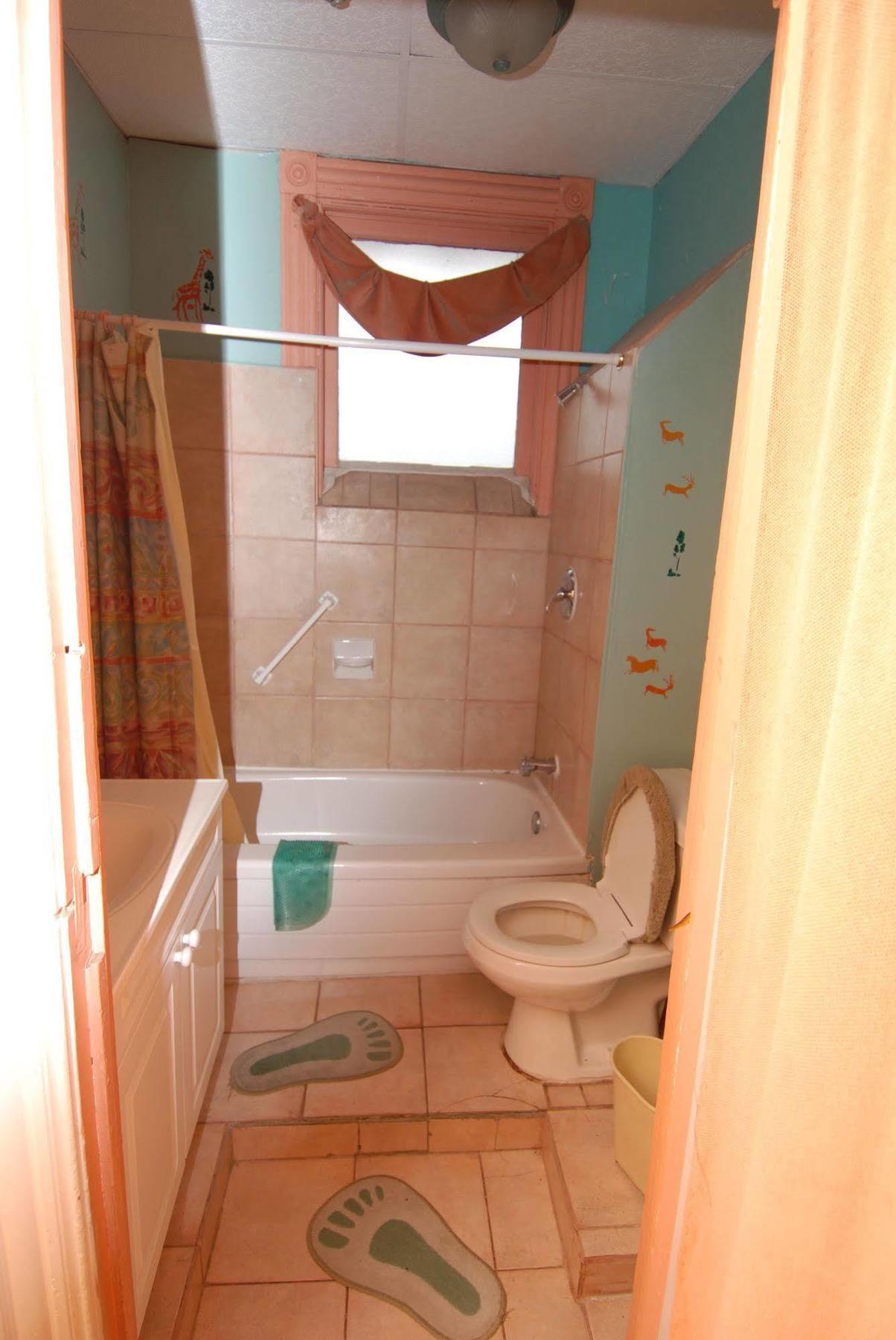 Global Guest House Toronto Экстерьер фото